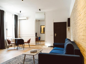 Gala Apartment Athenaeum - Amazing Architecture